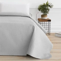 Vipalia Colcha Bouti Verano. Colcha Cama 90 Primavera Y Entretiempo. Colchas Cubre Cama Fina Individual Matrimonio Reversible Acolchada Rombos. 180x260 Cm. Color Gris Claro. -Outlet Colcha Viva Tienda 09927bbf6a22876278f8f613aa7b93cc85d978f5 00ab17f81ada4a7b8b6dfac54ce47dcf