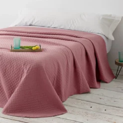 Vipalia - Colcha Bouti Pique 30% Algodón - 70% Poliester. Modelo Silver Cama 90 Cm - 180x260 Cm, Color Granate/Rojo -Outlet Colcha Viva Tienda 9b6753697dc9a07e8bebc8229424572d984c9411 cda1932b05bf4f1dad3b1edc26fbd0ef
